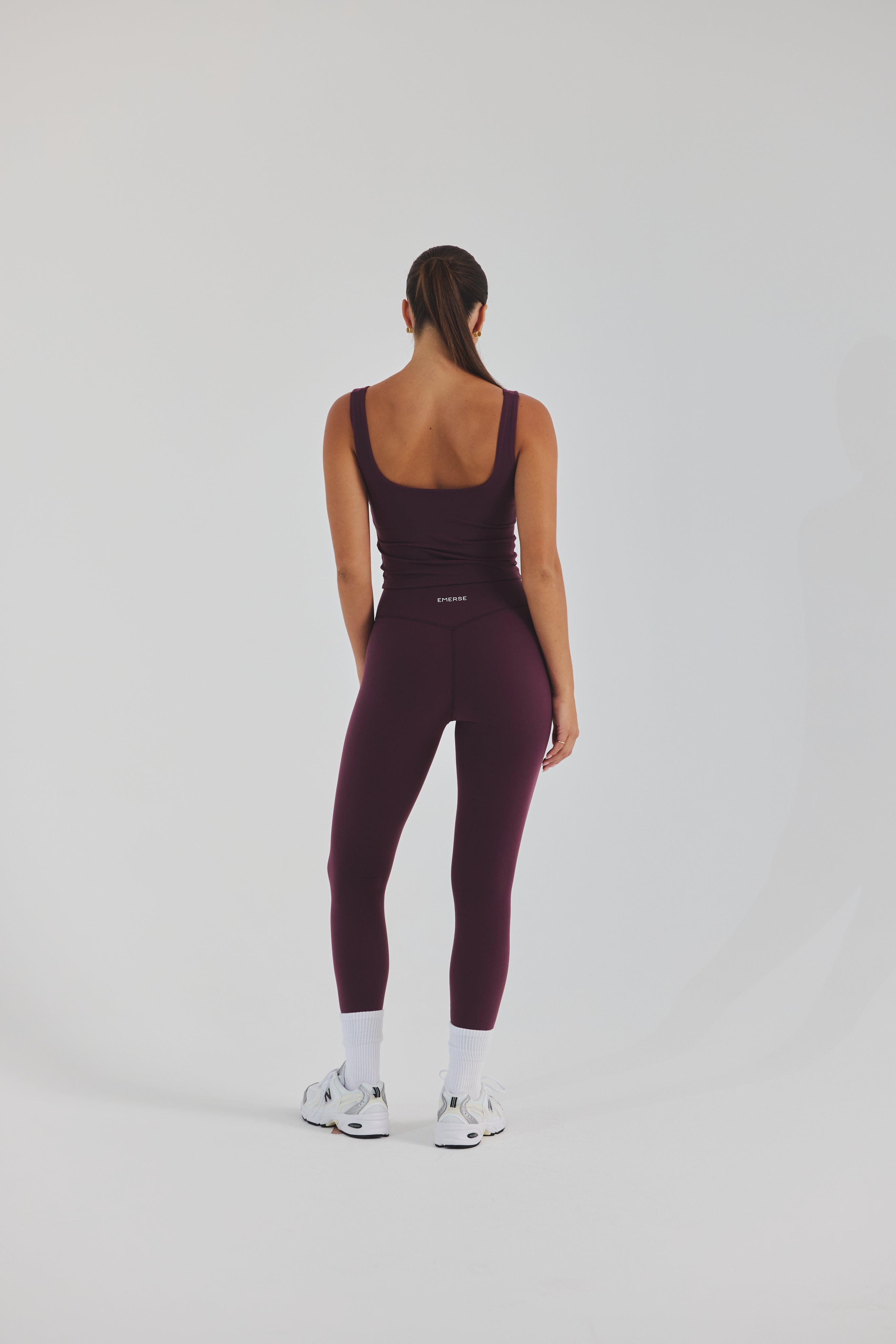#color_Plum
